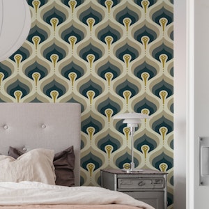 Retro Flowing Motif in Gray Beige - S