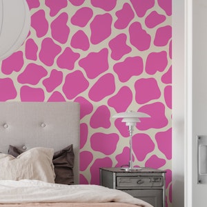 Pink Giraffe Pattern