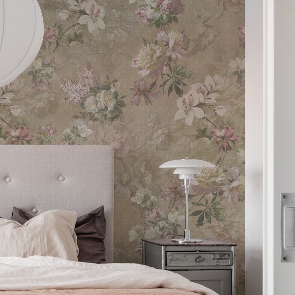 Belle Baroque Faded Roses and Flowers - Beige