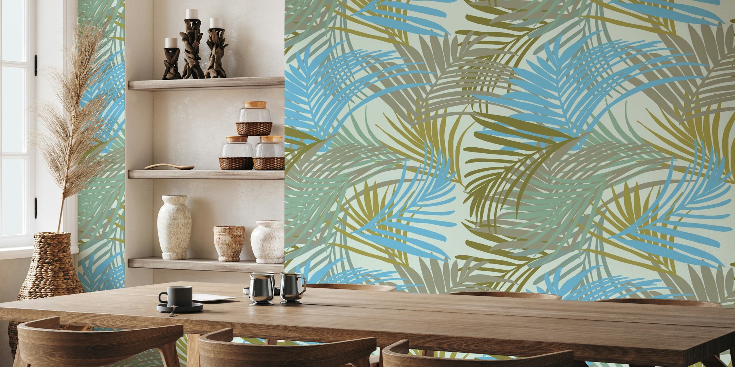 Papier peint mural à motif de feuilles de palmier tropicales dans les tons de bleu, vert et kaki.