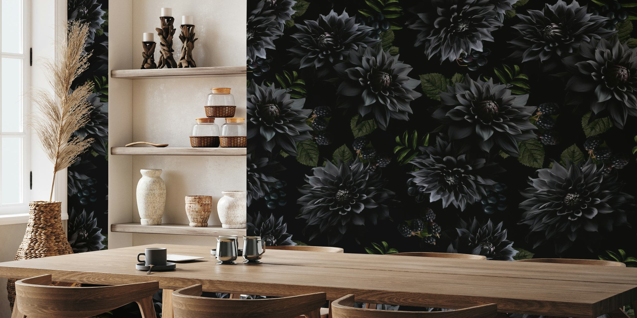 Tumma goottilainen kukka-seinämaalaus, jossa on hienostuneita mustia kukkia yöpuutarhassa