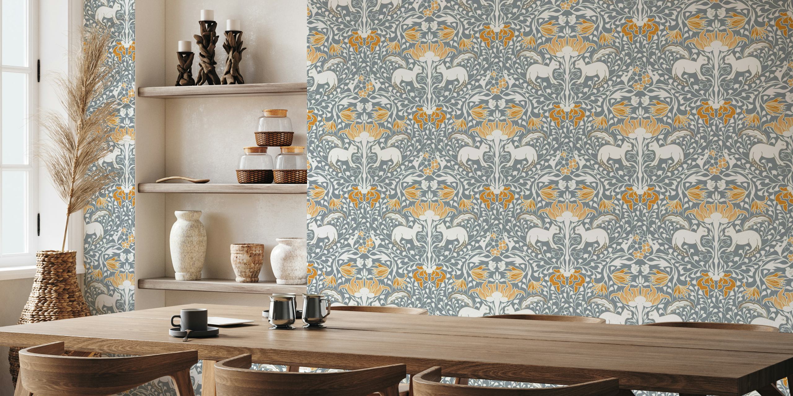 Künstlerisches Wandbild mit Katzen, versteckt zwischen Blättern und Blumen in dezenten Farben