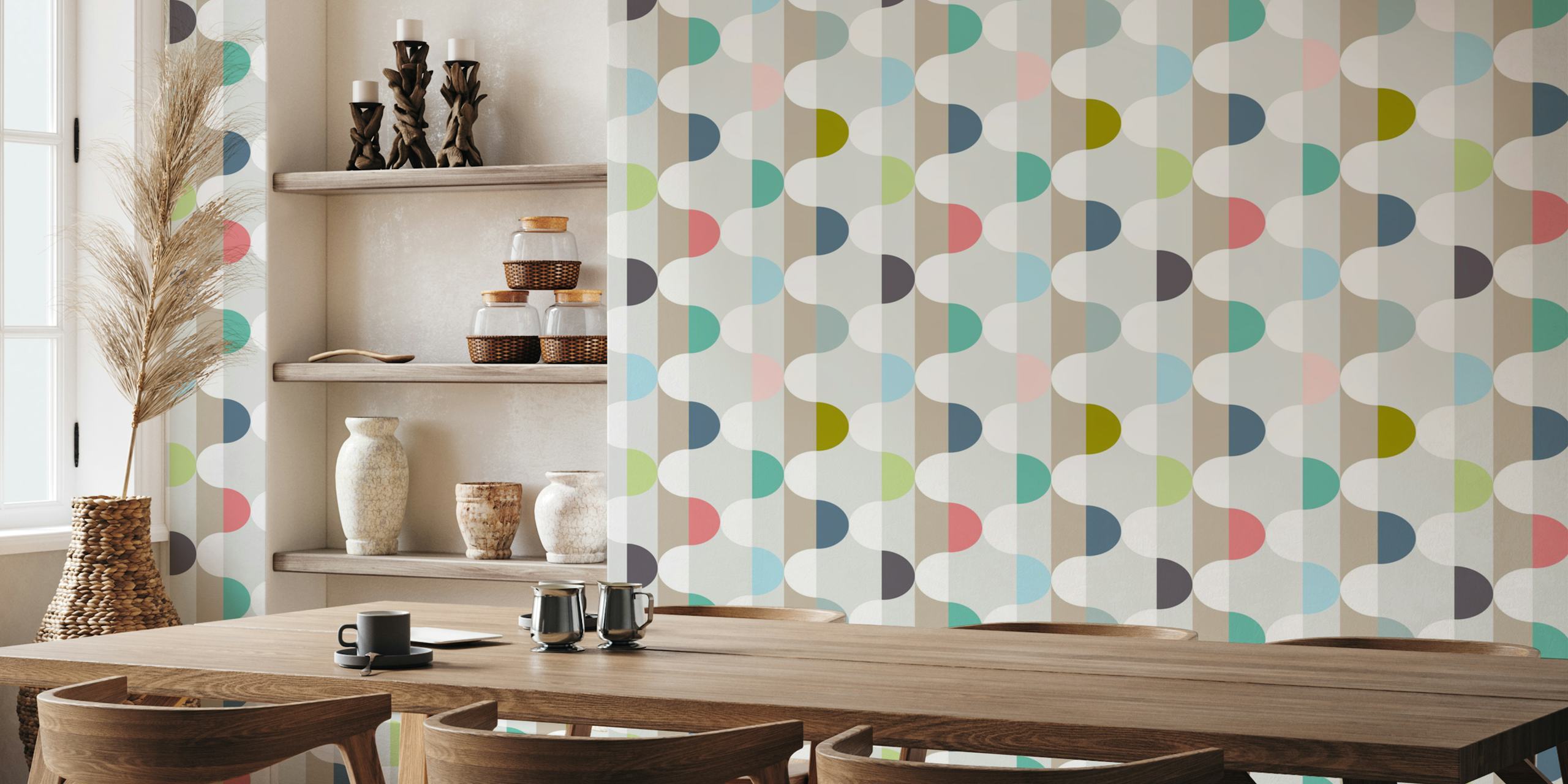 City life facade soft colors behang in een kamer