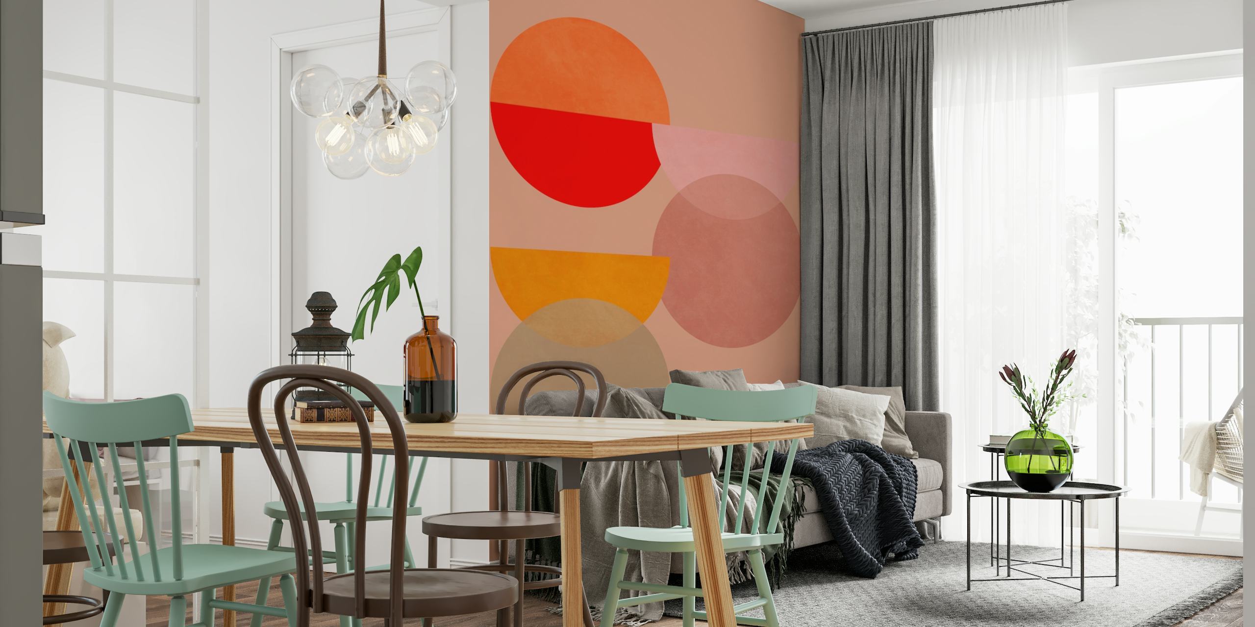 Abstrakti geometrinen seinämaalaus, jossa on päällekkäisiä ympyröitä terrakotta-, persikka- ja hämäränpunaisen sävyissä pehmeällä taustalla.