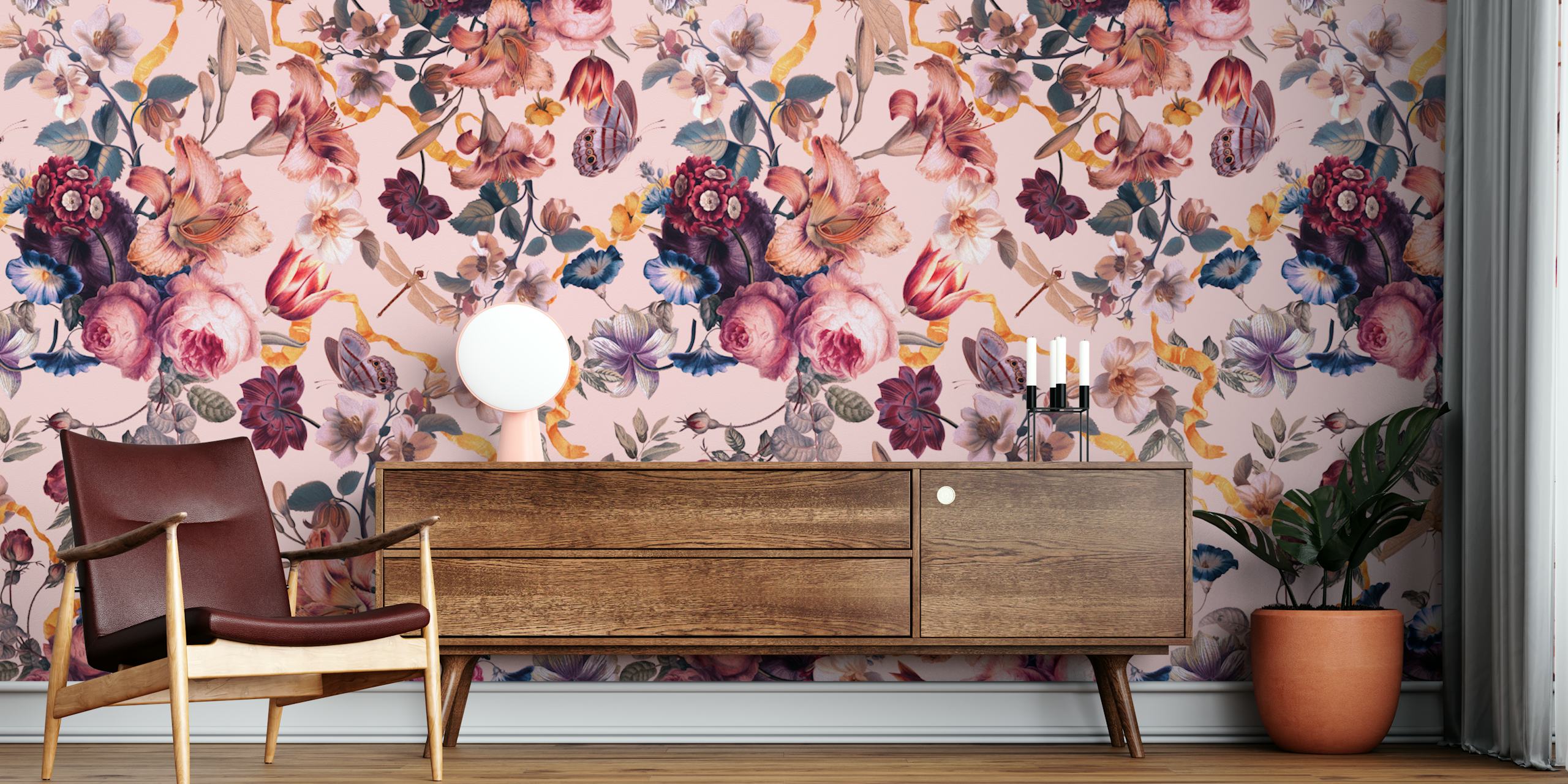 Diseño de papel tapiz floral en una habitación